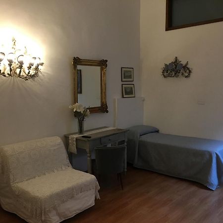 Affittacamere Arco Polinori Foligno Dış mekan fotoğraf