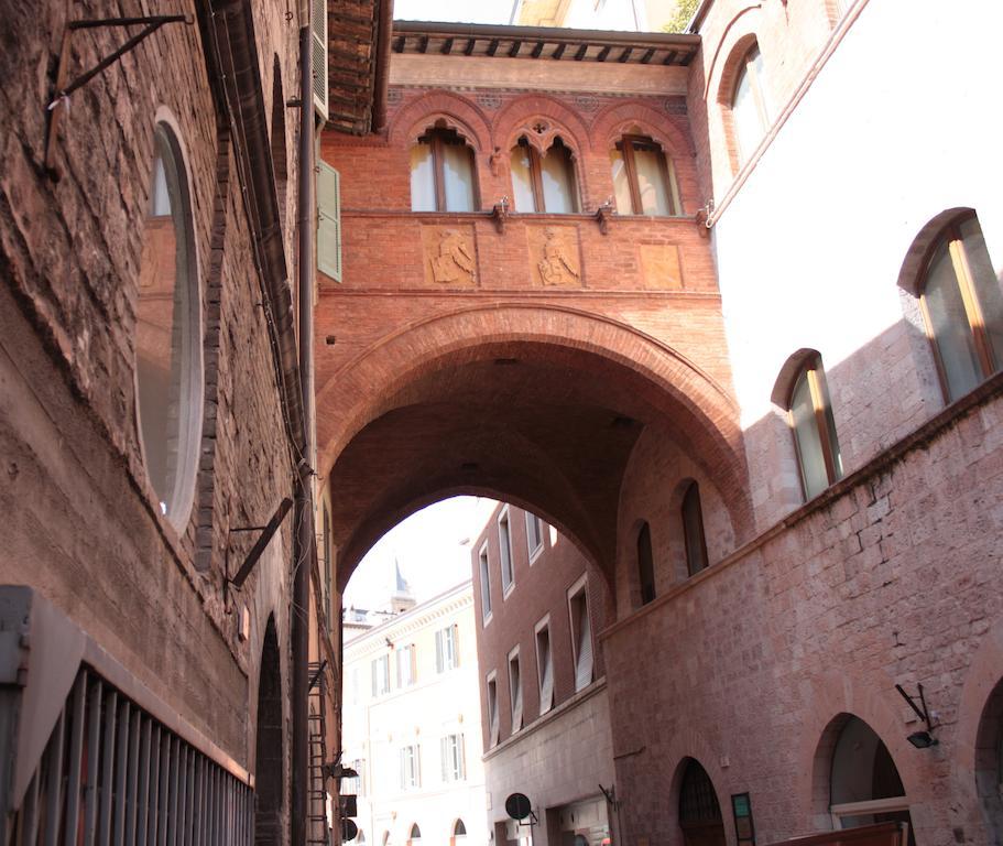 Affittacamere Arco Polinori Foligno Dış mekan fotoğraf