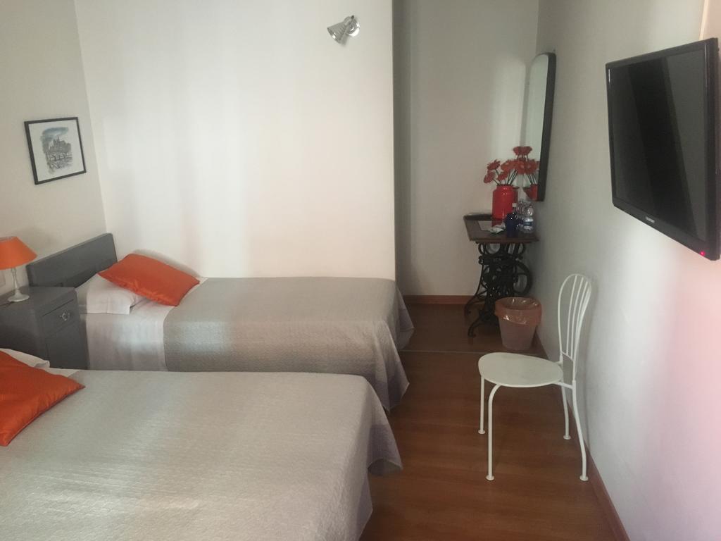 Affittacamere Arco Polinori Foligno Dış mekan fotoğraf