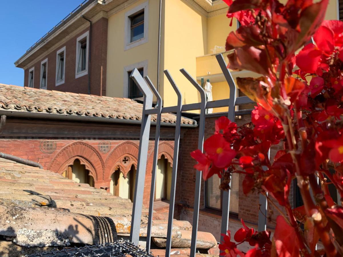 Affittacamere Arco Polinori Foligno Dış mekan fotoğraf